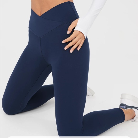 aerie Pants - OFFLINE By Aerie Real Me High Waisted Crossover Legging